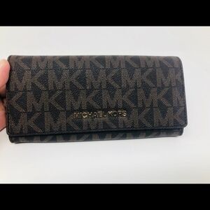 Michael Kors Signature Black and Brown Card Holder